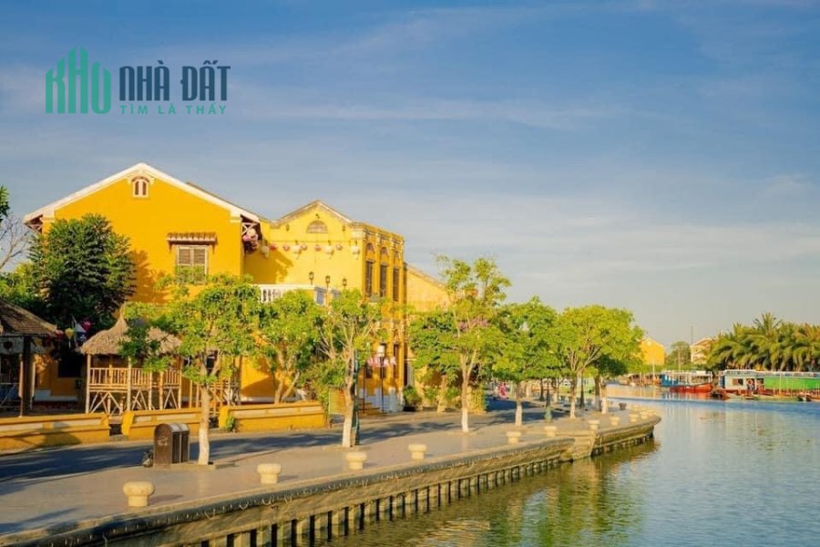 CẦN BÁN NHANH NHÀ HỘI AN - GIÁ SỤP HẦM