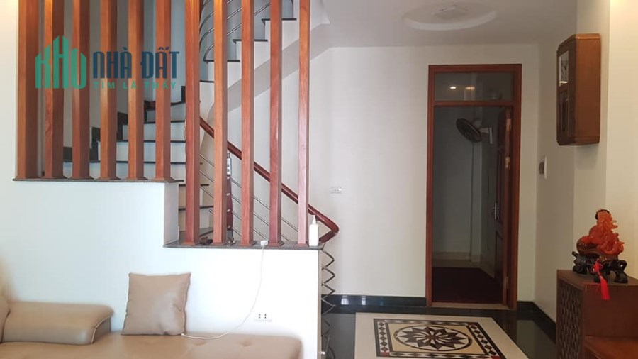 Cần bán gấp nhà rẻ mùa dịch-ngõ 236 Khương Đình-Thanh Xuân-60m2-4.3 tỷ