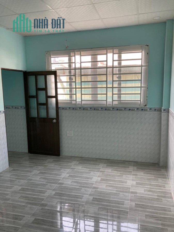 Tài chính dưới 4 tỷ xem ngay DTSD 68m2 , 2 lầu , HXH,Nguyễn Tất Thành, quận 4,lh  09891549953.