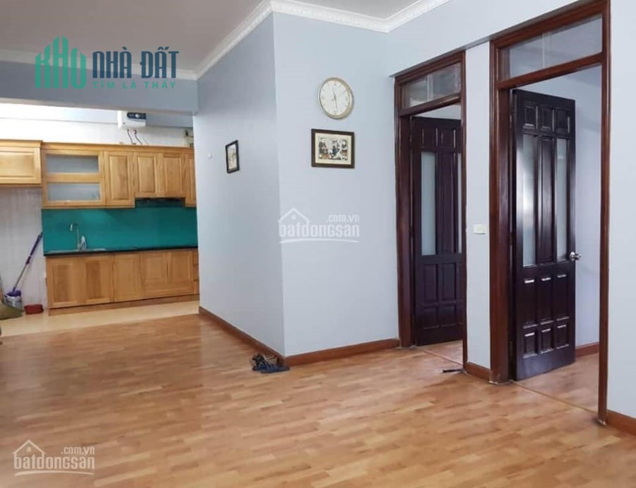 Bán gấp CHCC P3 Phương Liệt - 174 Giải Phóng giá 2.3 tỷ, 72m2.