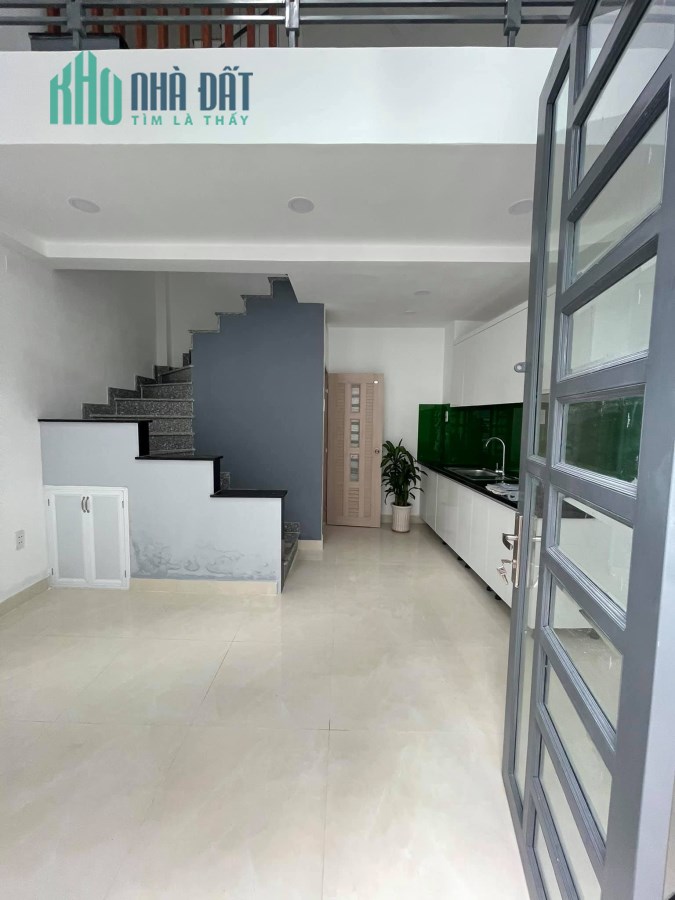 - Bán nhà HXH Thích Quảng Đức, phường 4, quận Phú Nhuận, 5 tầng. Gia 4 tỷ 800.