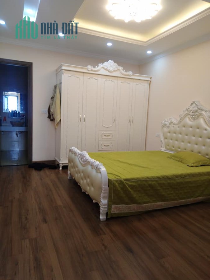 Gia đình bán gấp CH tập thể Kim Liên giá 1.15 tỷ, 35m2, NT đầy đủ