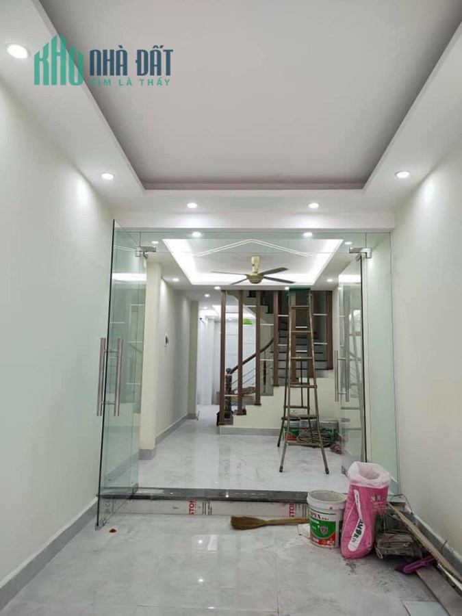 Bán nhà 5 tầng đường ô tô tránh nhau ở Kim giang