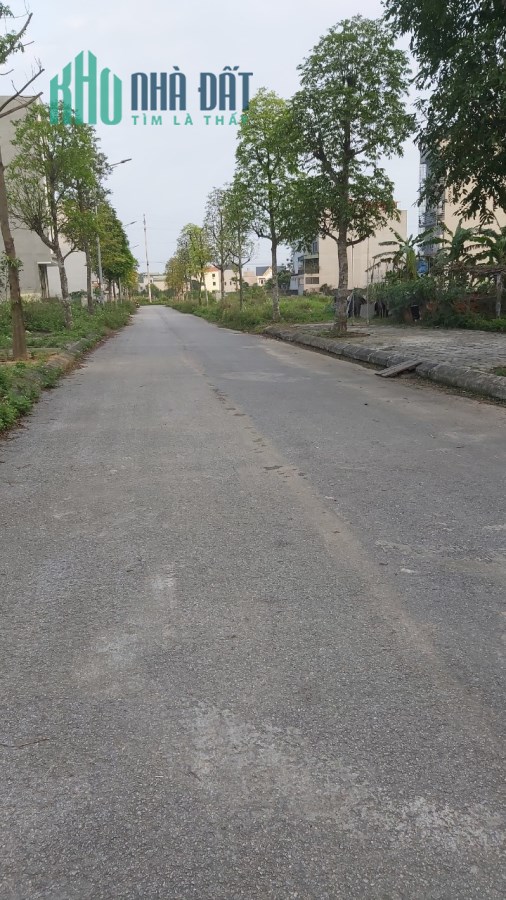 TÔI CẦN BÁN GẤP LIỀN KỀ DIỆN TÍCH 90M2 TẠI DỰ ÁN THANH HÀ MƯỜNG THANH.