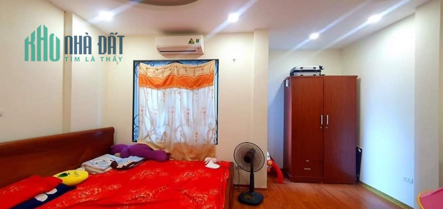Bán gấp Mặt ngõ Trung Tiền, Khâm Thiên giá 2.6 tỷ, 26mx4T, SĐCC