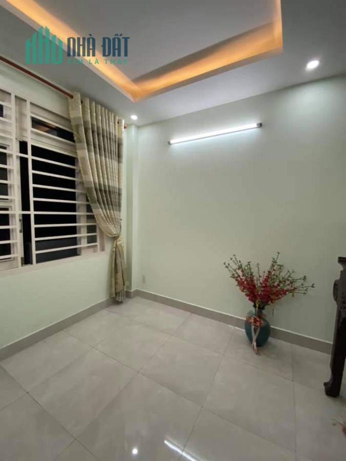 BÁN NHÀ ÂU CƠ, PHƯỜNG 10, ĐÚC 4 TẦNG, XE HƠI ĐỔ CỬA, 42 M2 – GIÁ CHỈ 5TỶ1