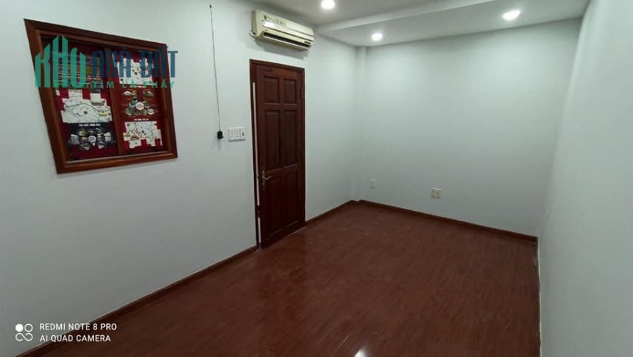 Bán nhà hẻm nguyễn cư trinh, q1, dt 30m , hẻm xe máy tránh, giá thương lương