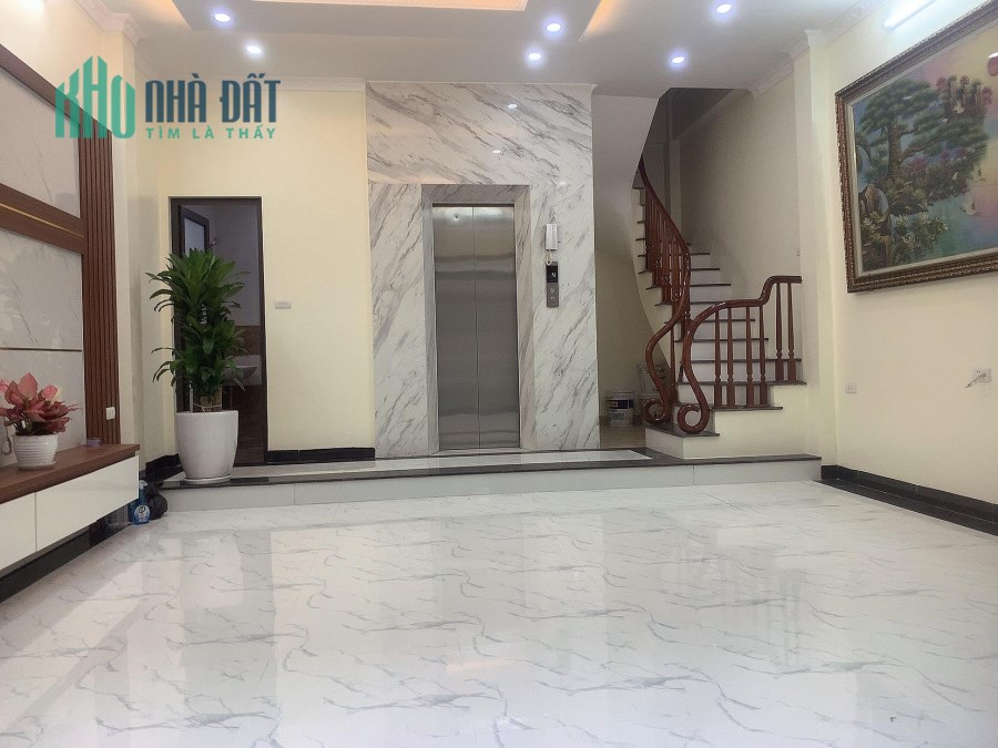 Bán Nhà Nguyễn Chính 50m2 x 5 tầng mới, nhà cách ngõ 50m, thang máy, ô tô . Giá Nhỉnh 5 tỷ