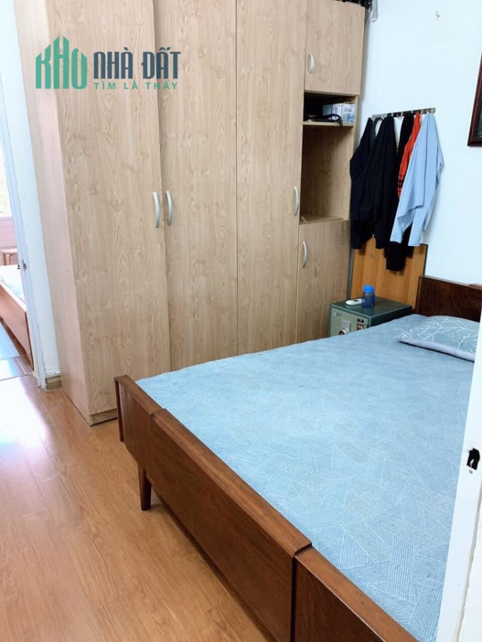 Bán gấp CHCC Đồng Tàu - Thịnh Liệt giá 1.4 tỷ, 54m2, NT đầy đủ