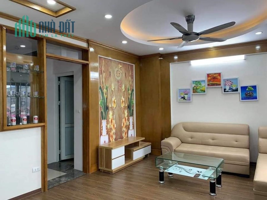 Bán CH tập thể Phố Bà Triệu giá 1.99 tỷ, 40m2, đầy đủ NT sang trọng