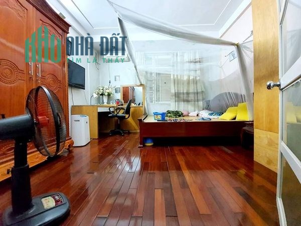 Bán nhà Hoàng Mai, nhà đẹp công năng đầy đủ 5 tầng mt4m chỉ 2.45 tỷ.