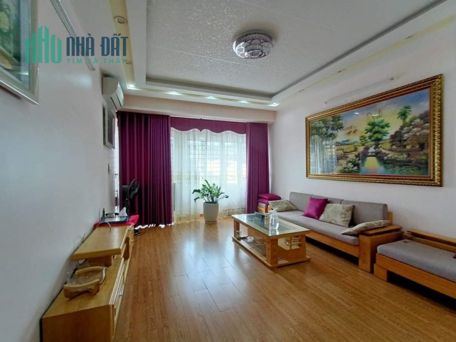 MD062150 Bán nhà mặt đường Khúc Thừa Dụ, phù hợp để ở, làm văn phòng