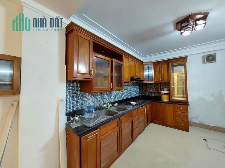 BÁN GẤP NHÀ GIÁP NHỊ 45M2, 3 TẦNG, MT 4M, LÔ GÓC, NHỈNH 3 TỶ