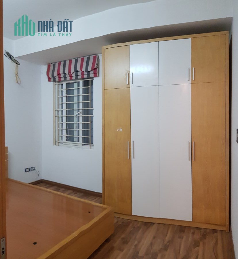 Khu VIP Ba Đình - Phố Ông Ích Khiêm giá 3.95 tỷ, 30mx5 tầng, ngõ gần