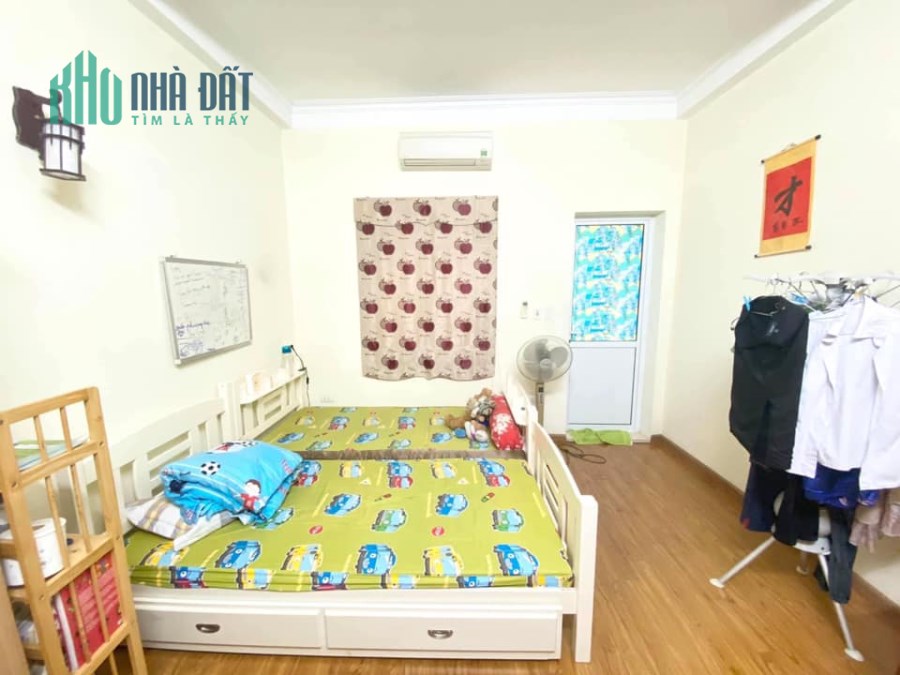 Cần bán gấp nhà ngõ 12 Nghĩa Dũng giá 3.45 tỷ, 40mx5 tầng, oto đỗ gần