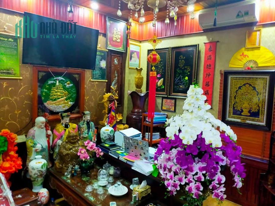 Bán nhà Tô Vĩnh Diện 45m2, kinh doanh, oto đỗ cửa.