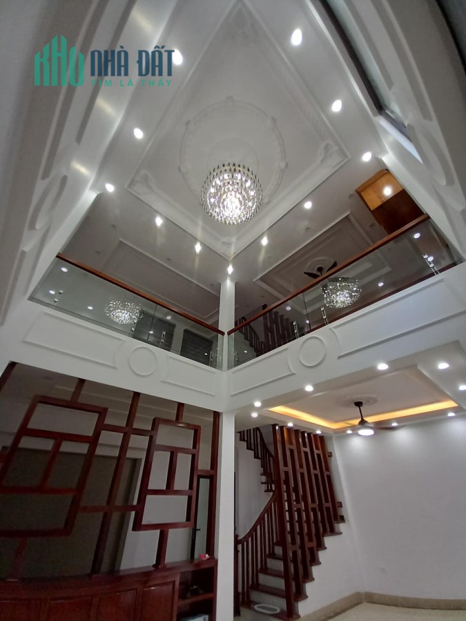 Hồng Tiến-Địa chỉ Hoàng Như Tiếp, Bồ Đề, Long Biên. Bán nhà lô góc 51m2x5TxMT7m chỉ 6,2 tỷ