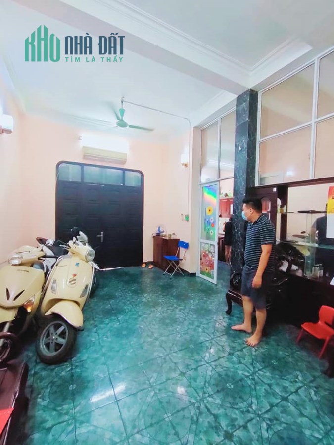 Bán nhà Phố Nguyễn Hoàng, Ô Tô tránh , Kinh Doanh Cực Đỉnh, Mặt tiền 6.3m nhỉnh 10 tỷ.
