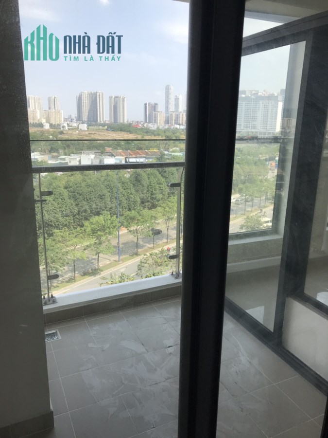 Tầng trung , view Tây Bắc căn số5, chính chủ bán giá tốt 2,450 tỷ bao thuế phí