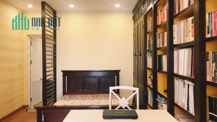 Bán nhà Mới đẹp, Mặt ngõ lê Thanh Nghị giá 4.2 tỷ, 40mx5 tầng, có sổ