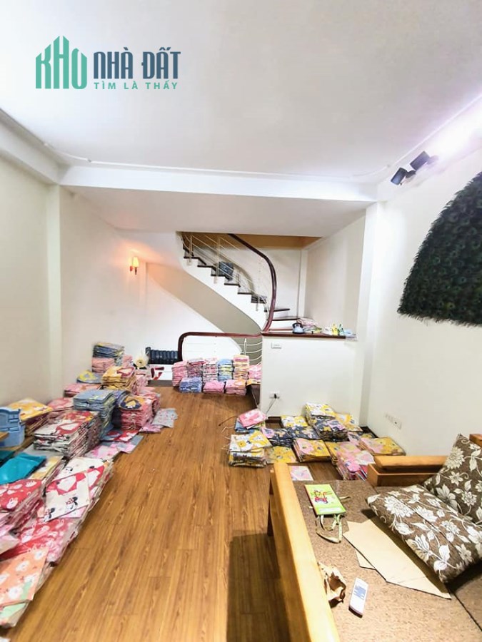 Bán gấp nhà Phúc Yên gần ô tô kinh doanh 45m5T 3 tỷ.