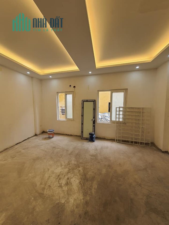Siêu rẻ nhà mới trung tâm Ba Đình ngõ ba gác 40m2 x5 tầng 4.2 tỷ