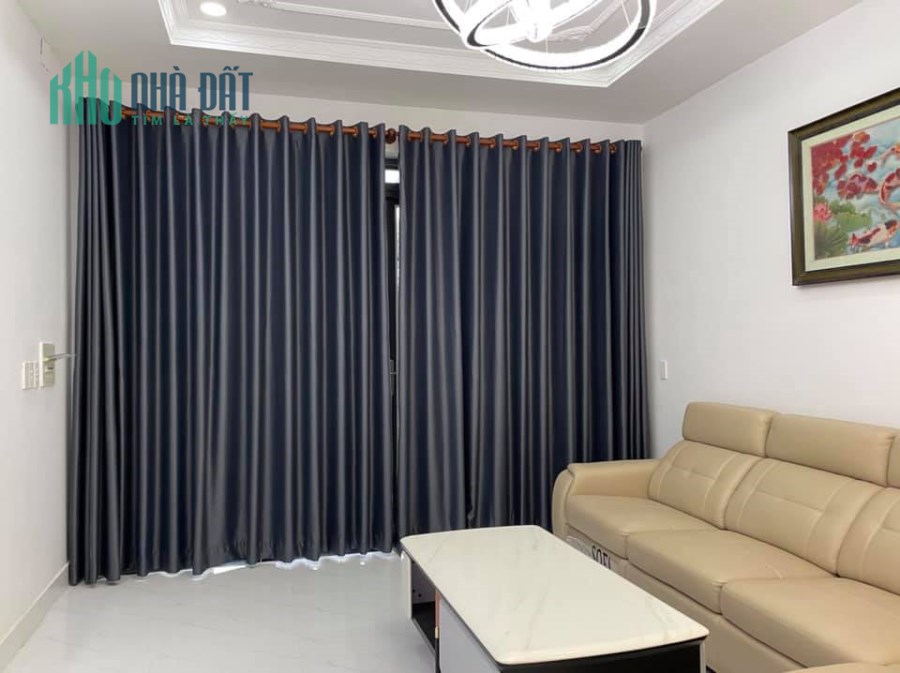 Nhà 3 mặt tiền hẻm , hẻm thông tứ tung, gần MT Đoàn Văn Bơ, quận 4, giá rẻ,lh 0989149953