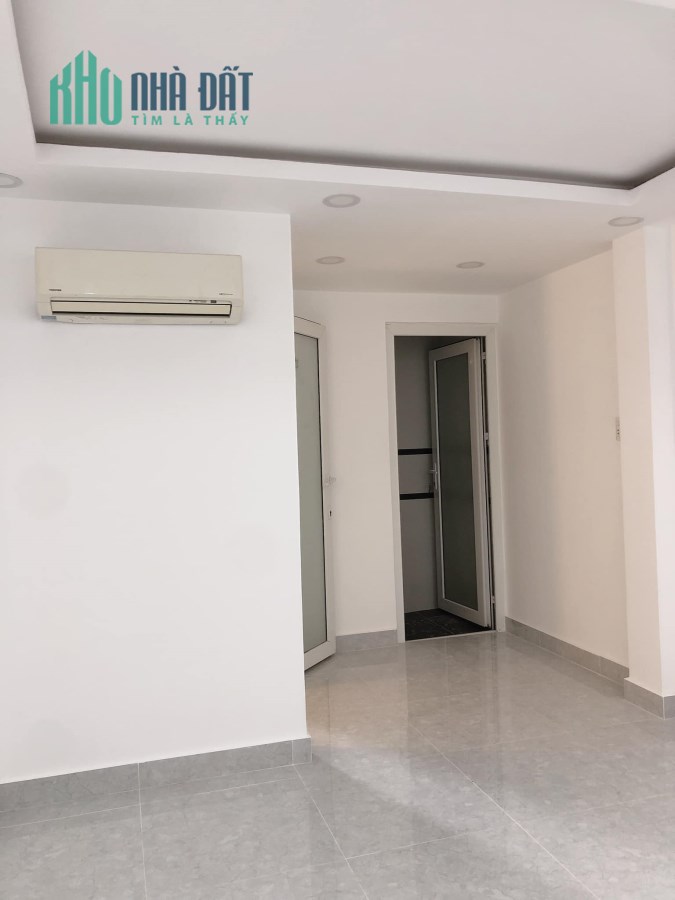 Hẻm thẳng 1 trục 20m ra MT Nguyễn Thần Hiến, quận 4, 36,1m2, chỉ 3 tỷ, lh 0989149953
