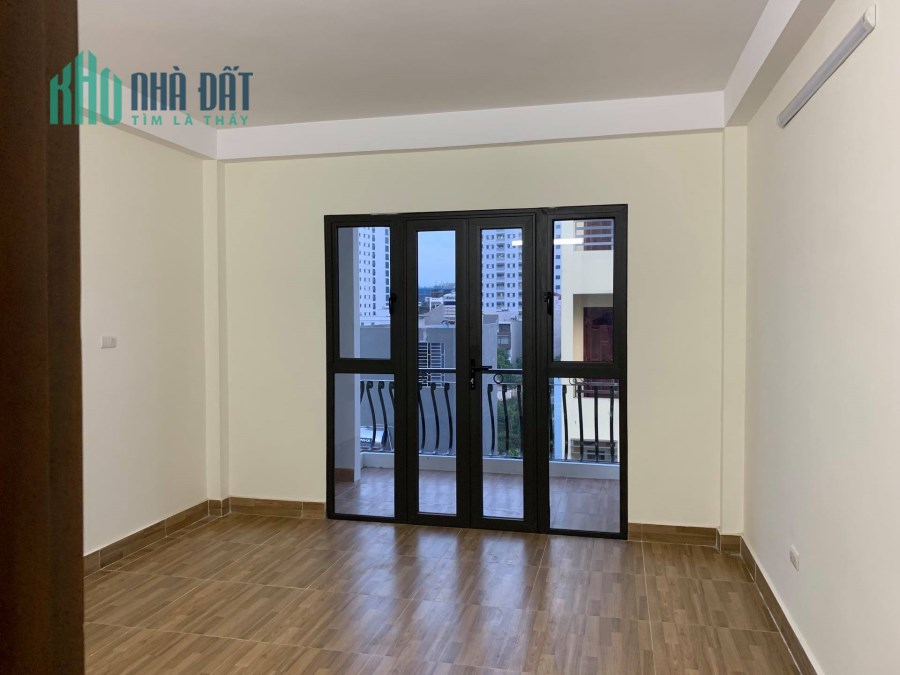 Bán CHCC Sunsquare - 21 Lê Đức Thọ giá 3.05 tỷ, 98m2, NT cao cấp