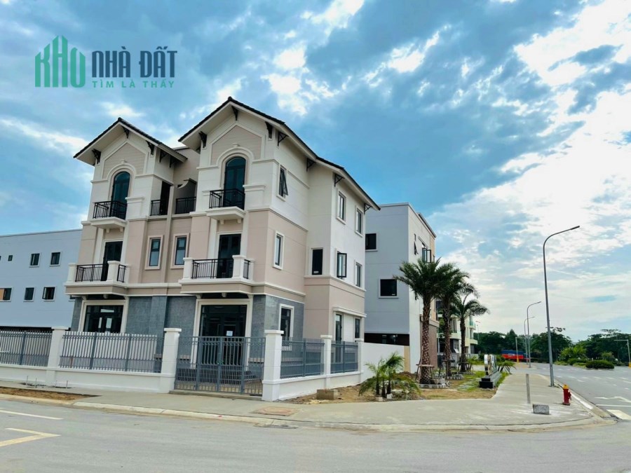 Bán biệt thự song lập góc công viên đại ĐT Centa Vsip chỉ từ 6 tỷ giáp Long Biên Hà Nội