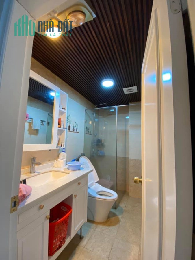 P.Lô ở ngay,Quang Trung Hà Đông 69m3T 5m MT nhỉnh 4tỷ.
