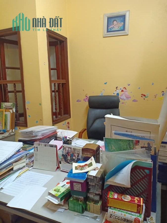 Bán nhà mặt phố Hoàng Cầu, Đống Đa, Vỉa hè, Kinh doanh, 60m2, Giá 22 tỷ