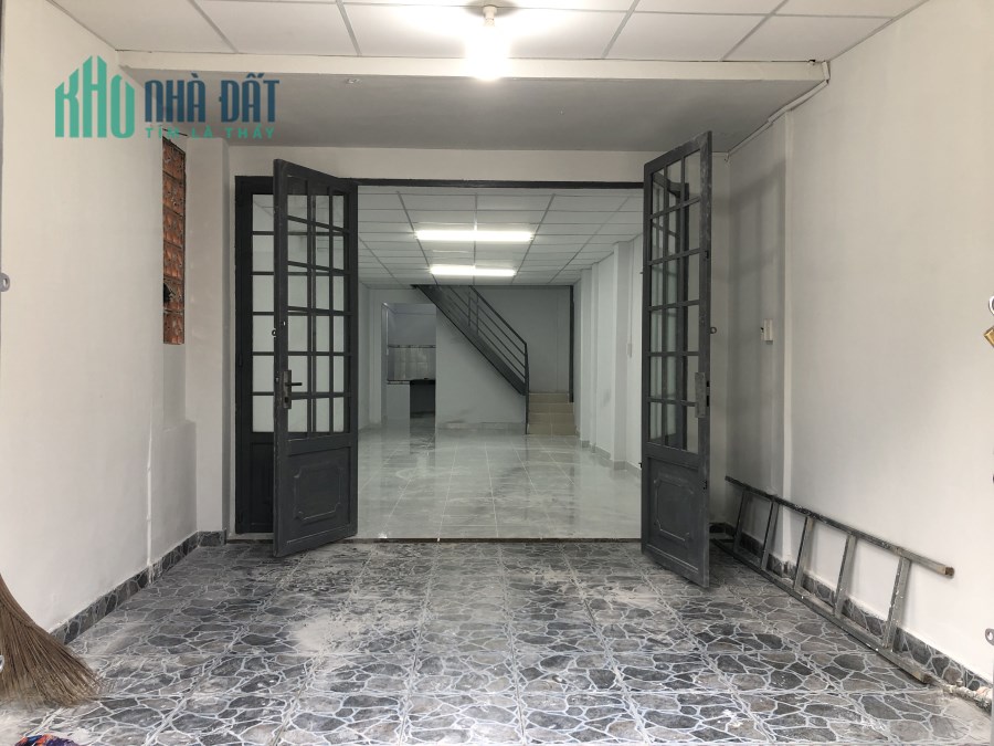 Nhà đep (3,7x17m)