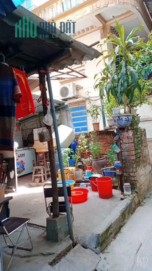Bán gấp mảnh đất Phạm Văn Đồng 70m x mt 5,2m, ô tô đỗ cách nhà 15m. Đầu tư thì hết ý.