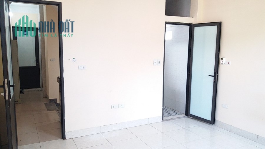 BÁN GẤP CCMN MẶT NGÕ GỐC ĐỀ 70M2x6TẦNG, THANG MÁY, Ô TÔ, THUÊ 40TR/TH, GIÁ 7,9 TỶ (HOT)