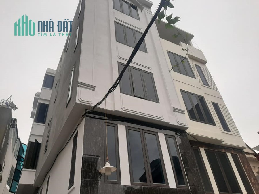 Đất lộc cực phát đúng một bước chân ra mặt phố 45m2*4T tròn 3 tỷ