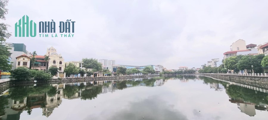 Bán biệt thự Long Biên 220m hai mặt phố hai mặt hồ, 24.5 tỷ