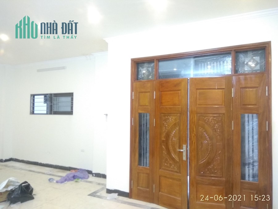 Bán nhà Khương Đình - Thanh Xuân ,42m2+5T - MT 8m - 5.7 tỷ  - Siêu Gần Phố- Gần Ngã Tư Sở