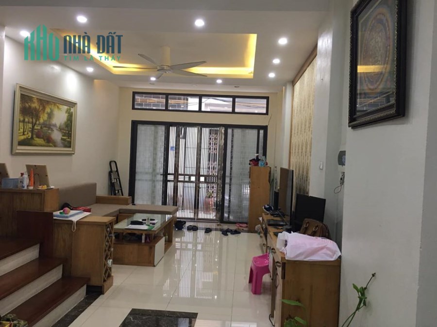 !!HIẾM!! Bán nhà Lê Thanh Nghị, Quận Hai Bà Trưng cách phố 40m 95m 7,9 tỷ