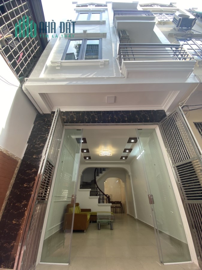 Bán nhà đường Chùa Hàng ngay sát Tô Hiệu vị trí đẹp giá cực yêu thương – 0947814199