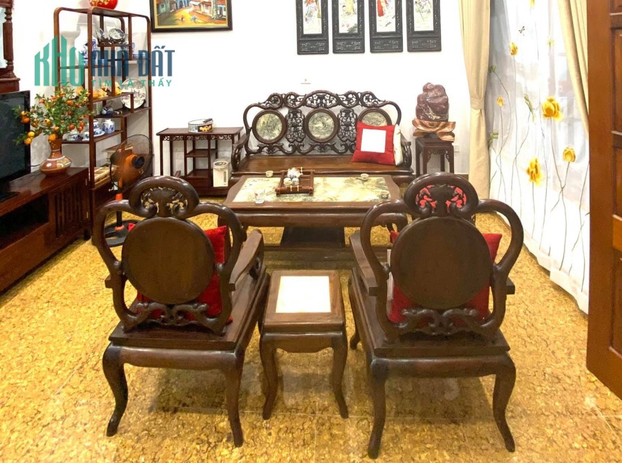Bán nhà mặt phố Tây Sơn, Đống Đa: DT 71m2*5T; MT 5,8m; giá 16tỷ