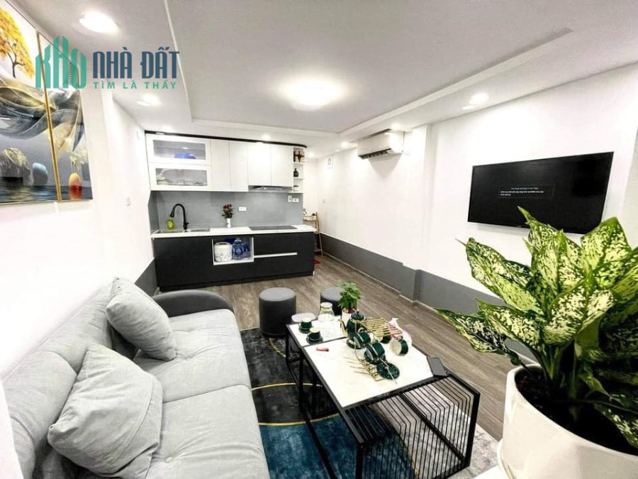 Cần bán nhà ngõ 22 Tôn Thất Tùng, ngõ thông DT 34m xấy 4 tầng Giá 2.9 tỷ