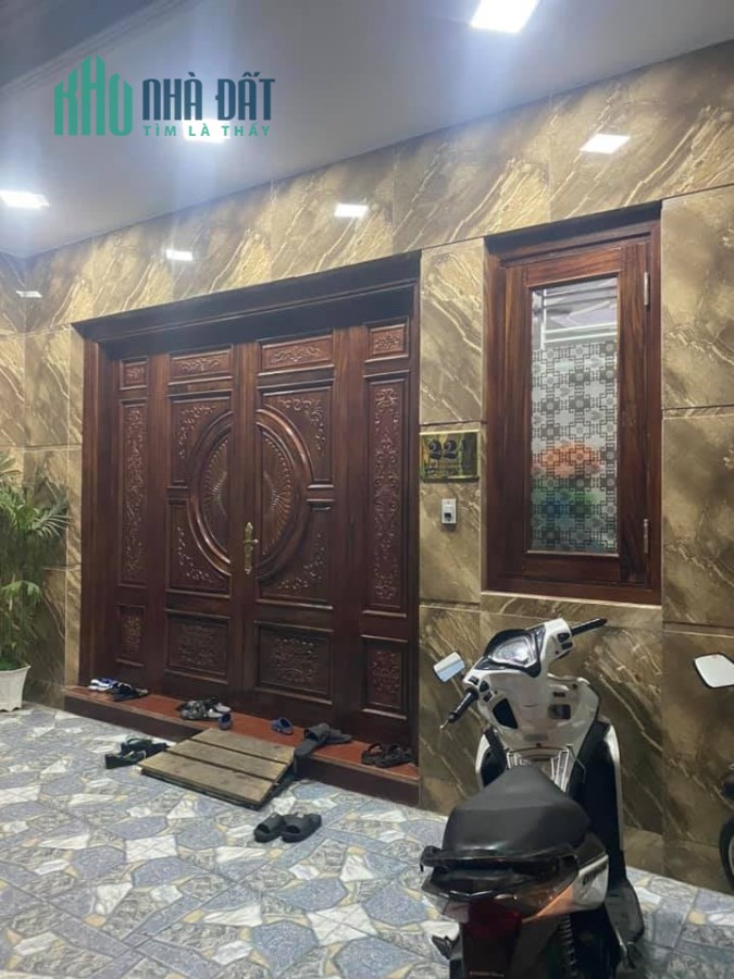 20M RA MẶT PHỐ DOÃN KẾ THIỆN- 2 MẶT THOÁNG- Ô TÔ ĐỖ CỬA- KINH DOANH