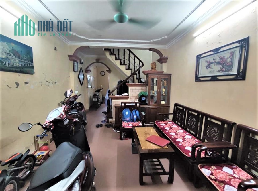 Nhà ngõ 93 Vương Thừa Vũ, Thanh Xuân: DT 59m2; MT 3,6m; giá 6,5tỷ