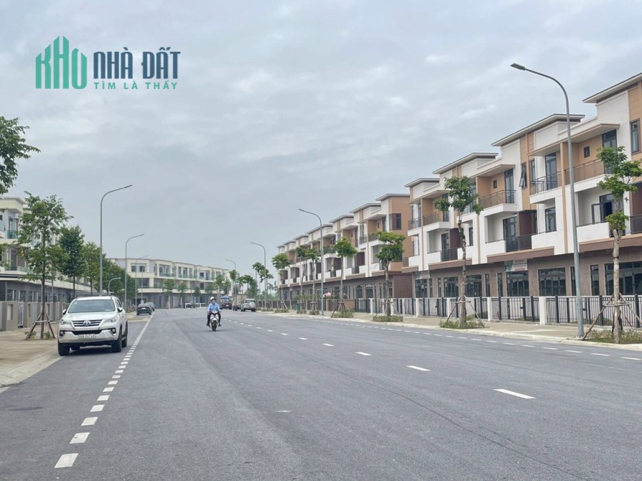 Shophouse 3 tầng 120m2 đường 26m Centa City Vsip giá vét đáy khu vực Từ Sơn.