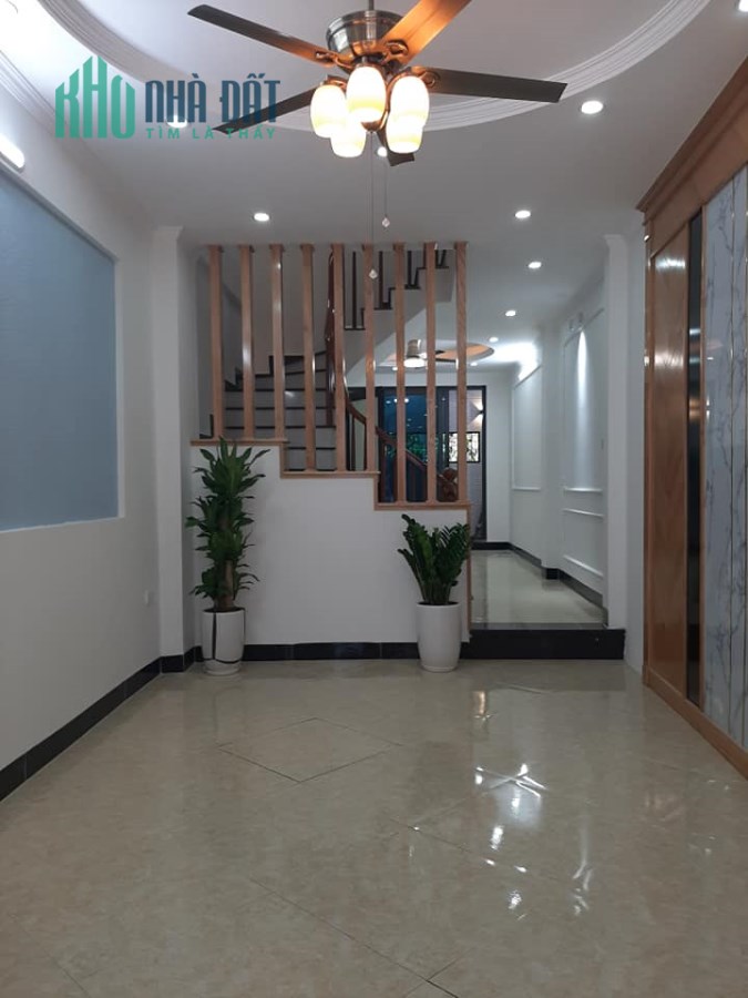 CHÍNH CHỦ CẦN BÁN NHÀ KHƯƠNG ĐÌNH 6 TẦNG, LÔ GÓC, NGÕ THÔNG RỘNG. HƠN 3 TỶ