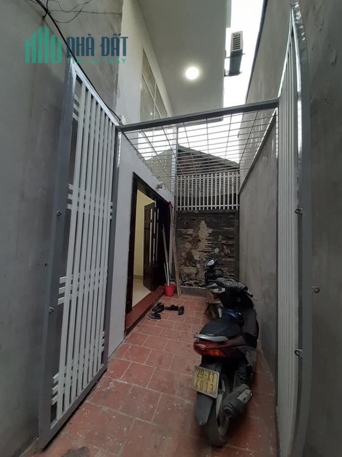 Nhà đẹp ở ngay,Khương Đình,Thanh Xuân, 56m,5 tầng, 4.15 tỷ.