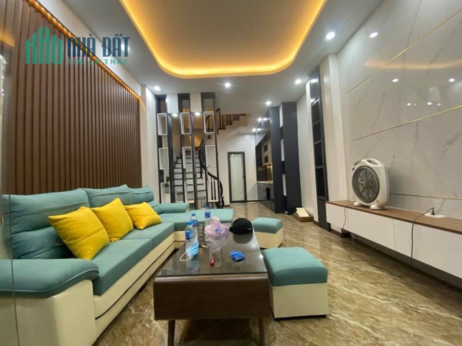 SIÊU PHẨM PHÂN LÔ TRẦN QUANG DIỆU, OTO ĐỖ CỬA, 75m x 5t GIÁ 9.3 tỷ
