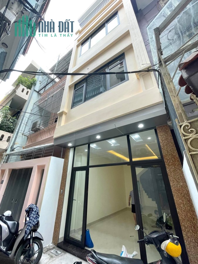 Nhà phố Hoàng Văn Thái, Thanh Xuân: DT 78m2*4T; MT 4m; giá 6,7tỷ