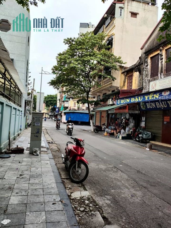 Bán nhà mặt phố Ngõ Trạm Hàng Bông Hoàn Kiếm,5 tầng x 100m2.